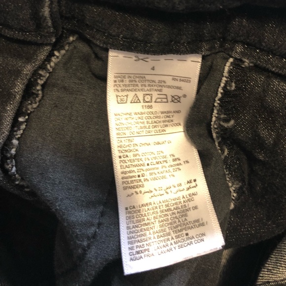 Old Navy faded black slim fit denim bib overalls - Picture 10 of 10